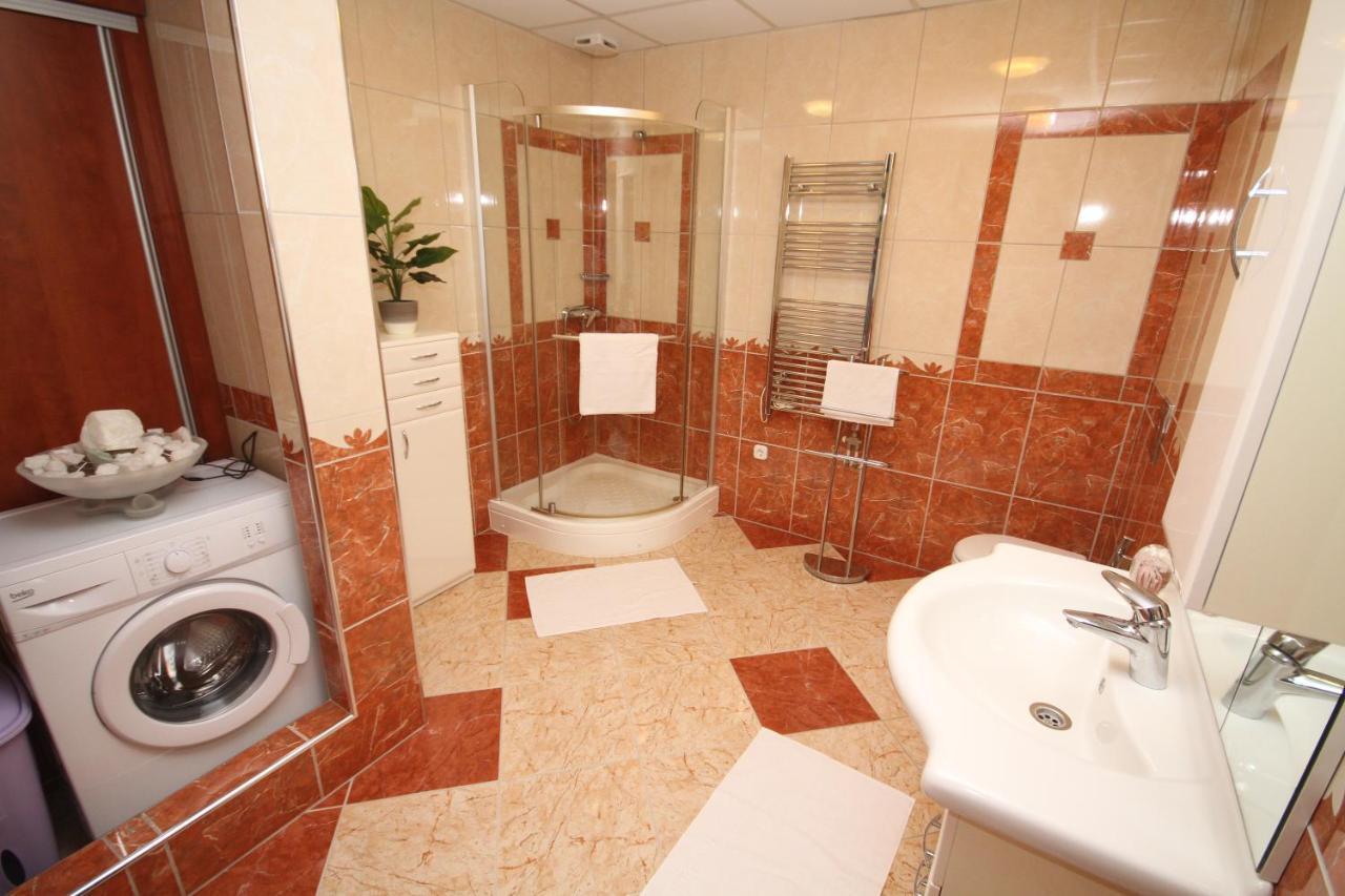 Astra Apartman Tatabánya Extérieur photo