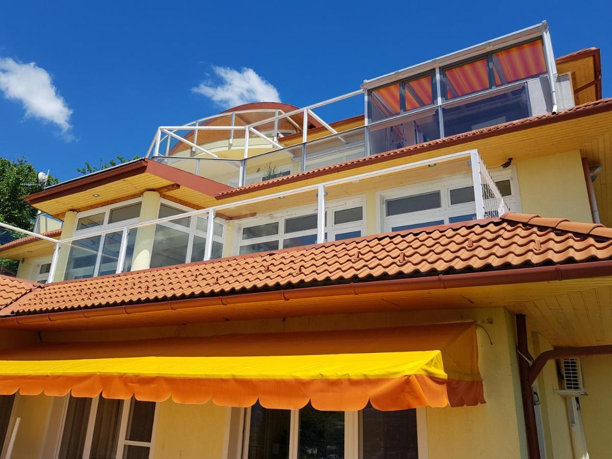 Astra Apartman Tatabánya Extérieur photo